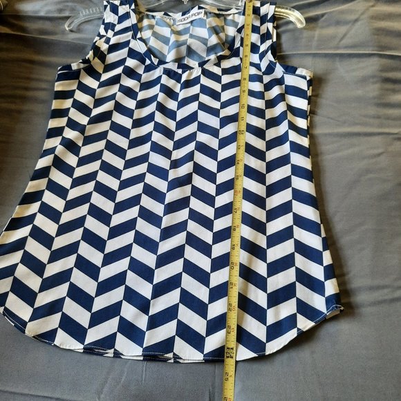 3/$15 Soda Pop Herringbone Printed Tank Blouse - Navy, Size XS - Picture 13 of 15